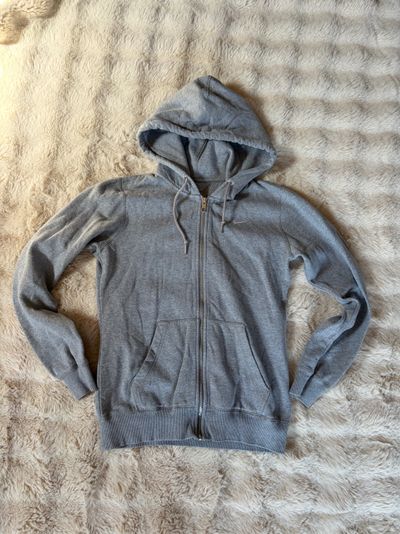Szara bluza nike rozpinana
