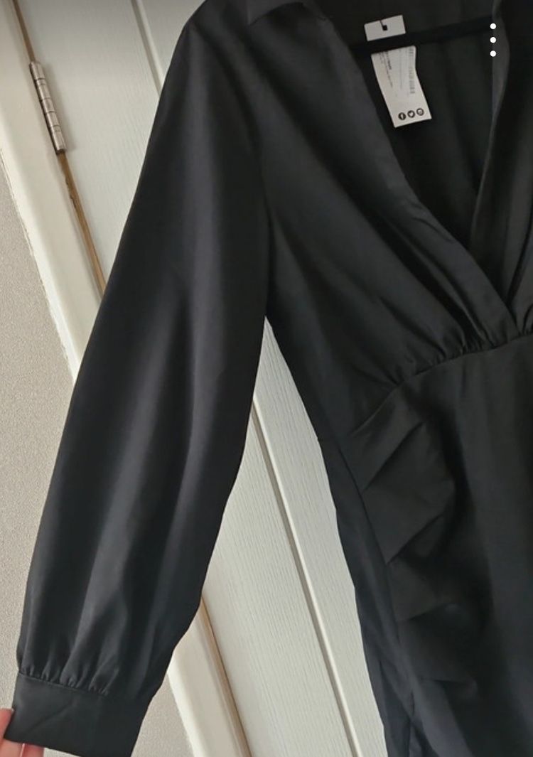 Ladies shirt dress from Boohoo. Bnwt. Size 14 6