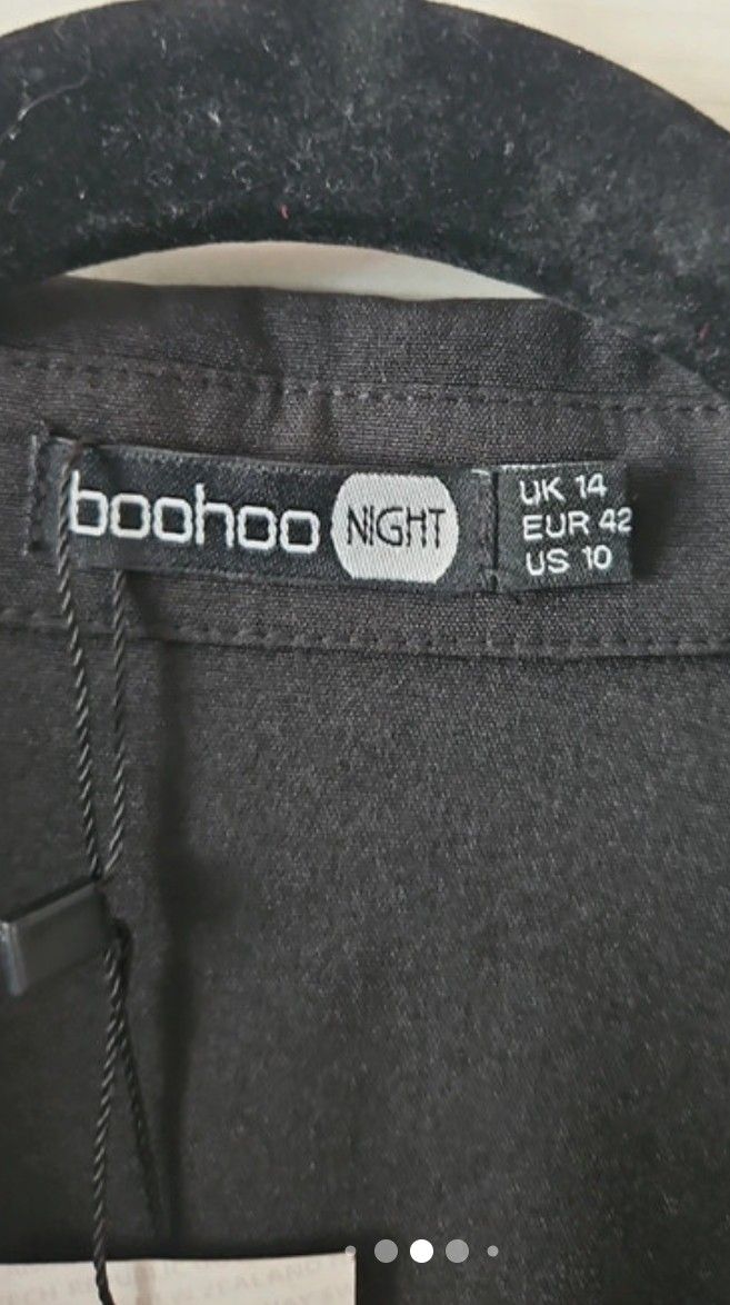 Ladies shirt dress from Boohoo. Bnwt. Size 14 3