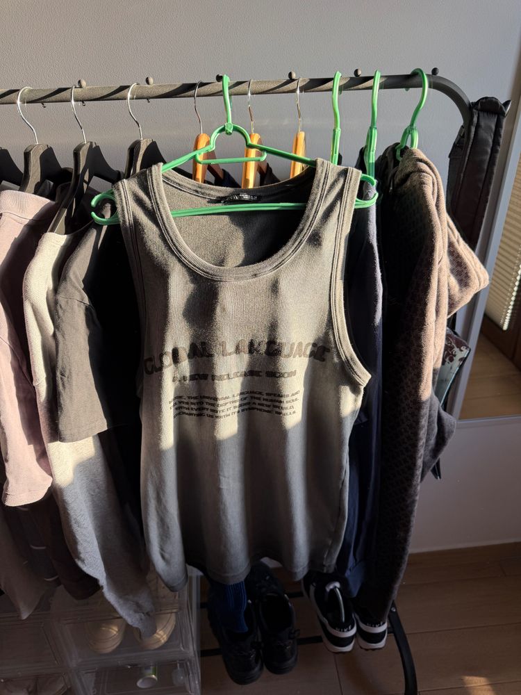 Other Zara Tank Top With Text Print product image