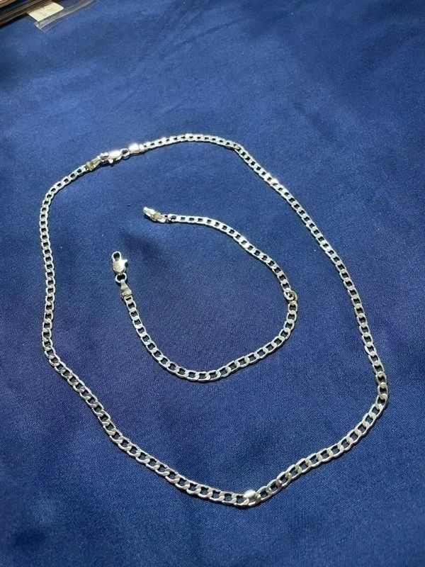 Silver Chain Necklace And Bracelet Set image 2