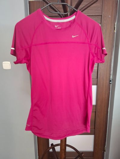 Nike Pink Short Sleeve Athletic Shirt