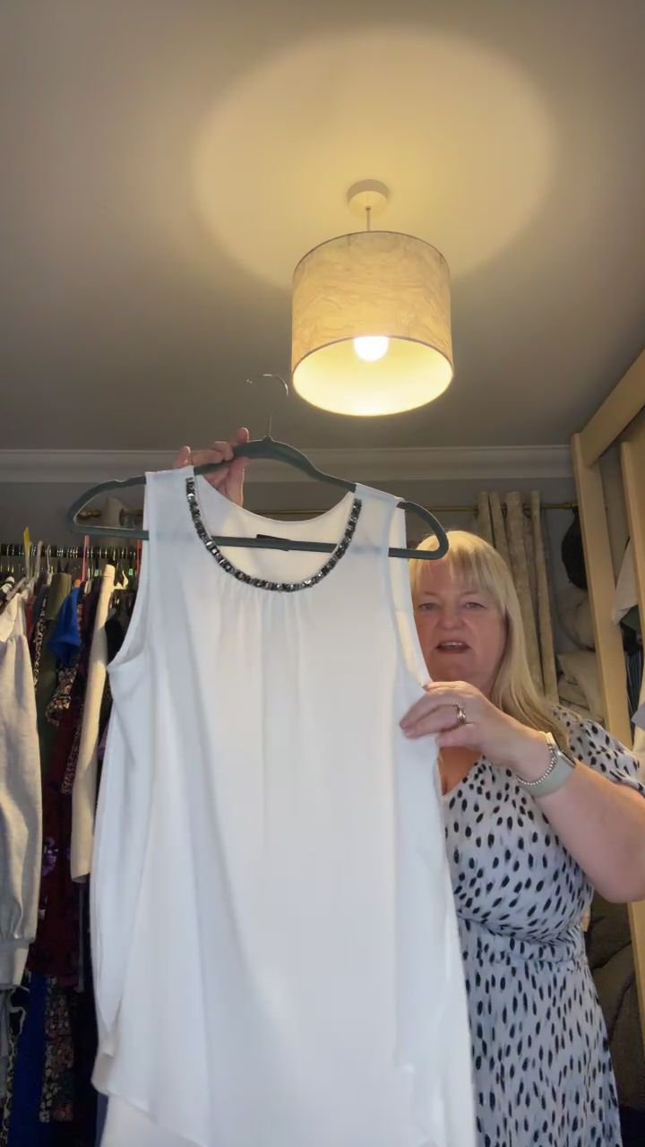 F&f Chiffon Blouse obraz 1
