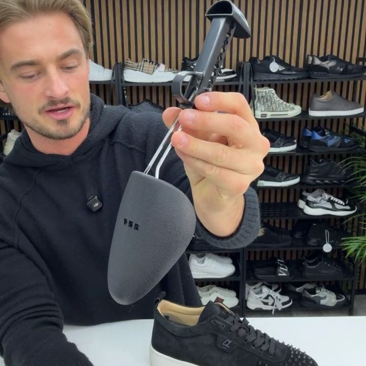 Schuh SHOE TREE GIVE AWAY zdjęcie produktu