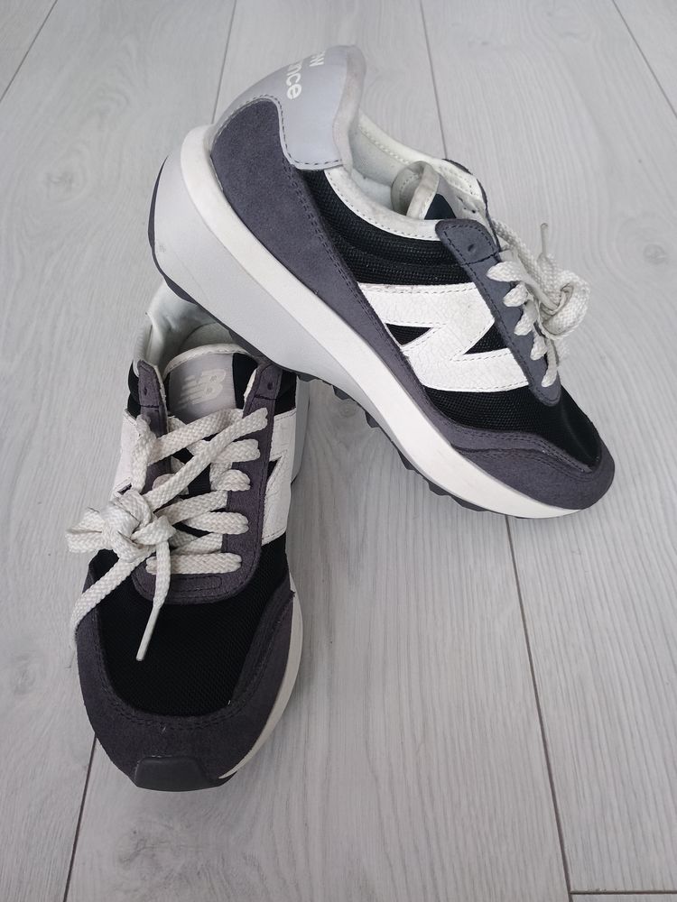 New Balance 370 2