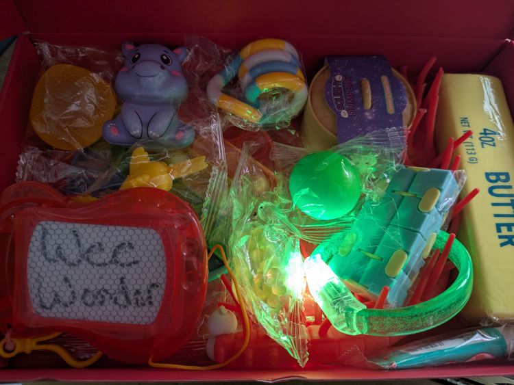Mega sensory box 🔥