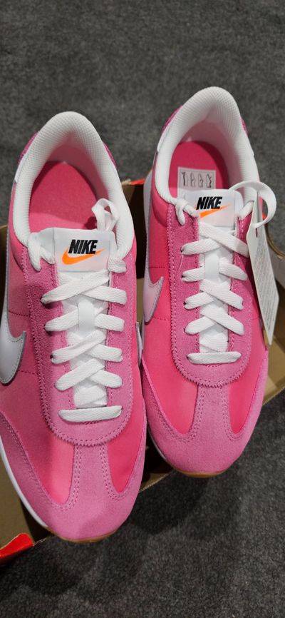 Nike Pink Sneakers
