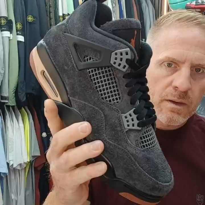 Jordan 4 Londons Size 9.5 image 1