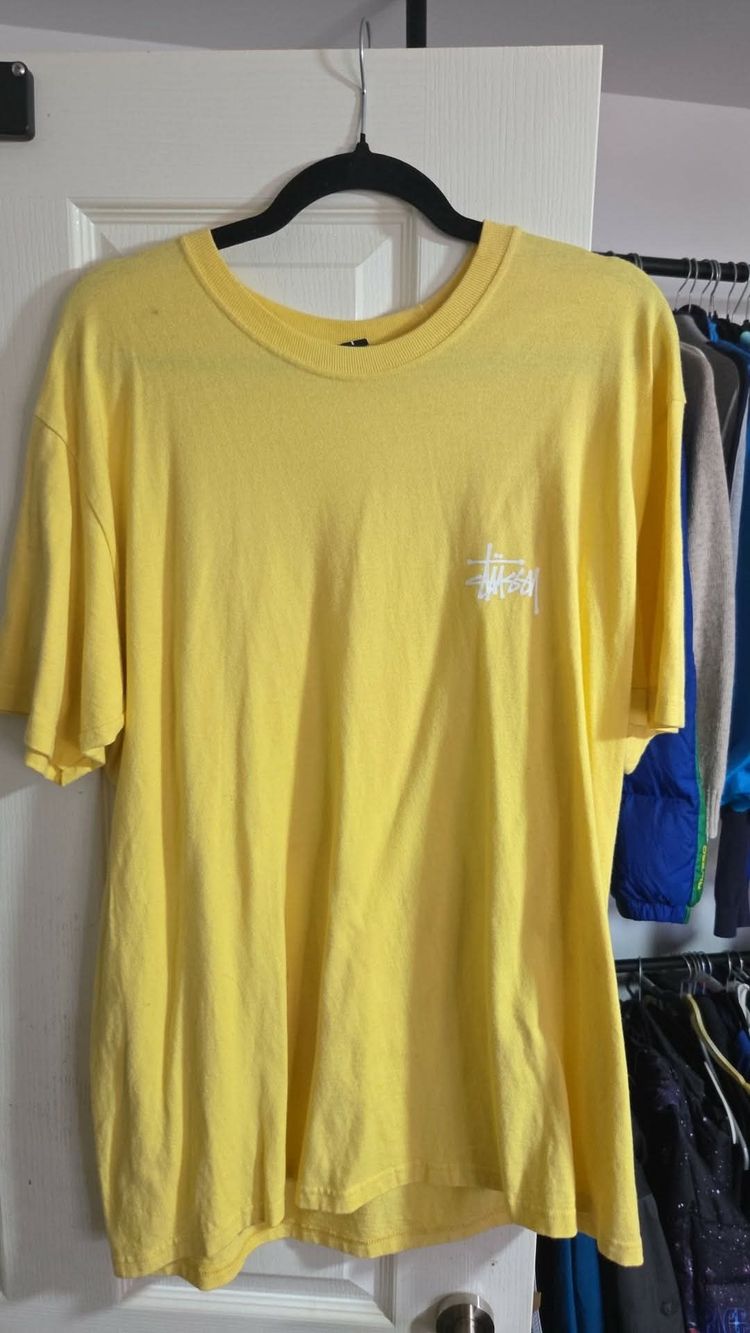 Yellow Stussy T-Shirt imagen 2