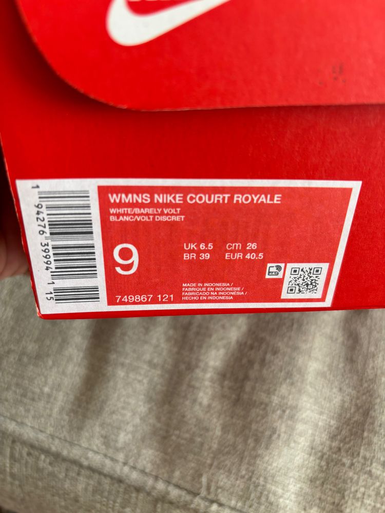 Wmns Nike Court Royale Sneakers 5