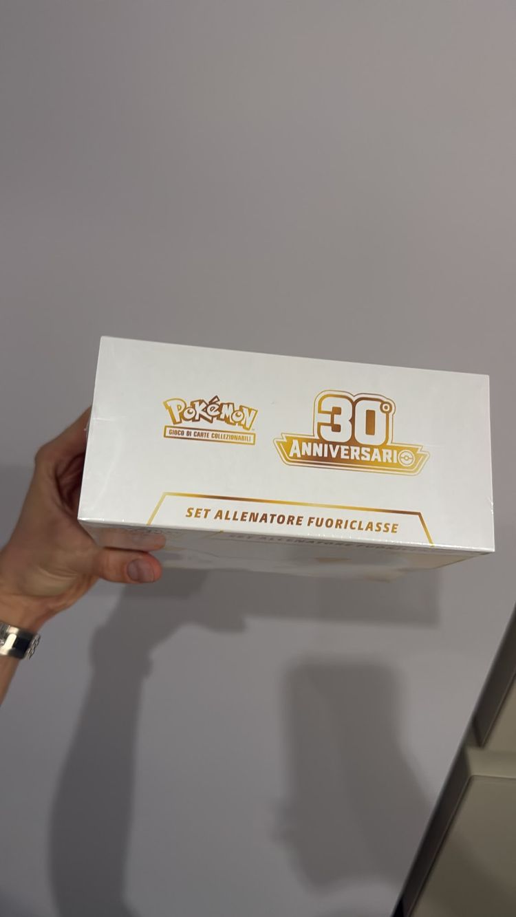 Pokémon 30Th Anniversary Set image 4