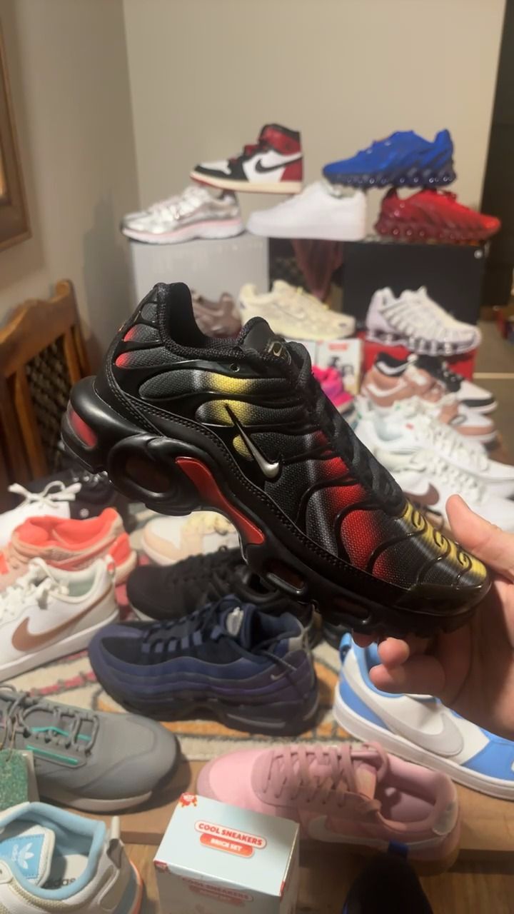 Nike Nike tn 4.5 brand new half box  product image