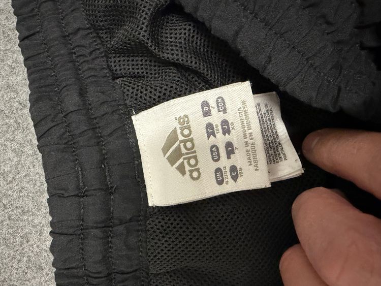 Adidas Black Track Pants imagen 2