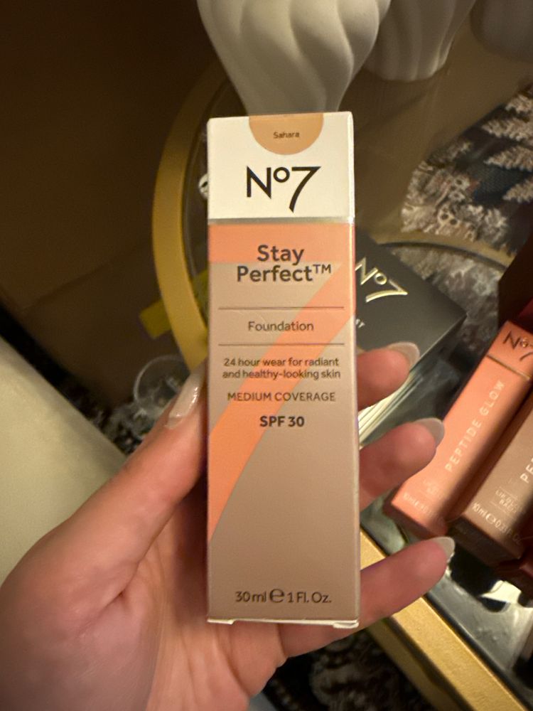 No7 Stay Perfect Foundation image 1