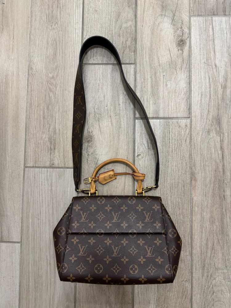 Louis Vuitton Monogram Canvas Handbag image 1