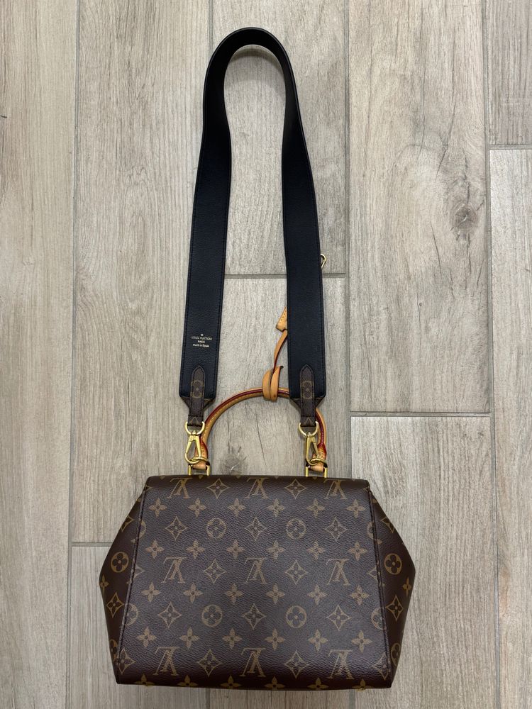 Louis Vuitton Monogram Canvas Handbag image 2