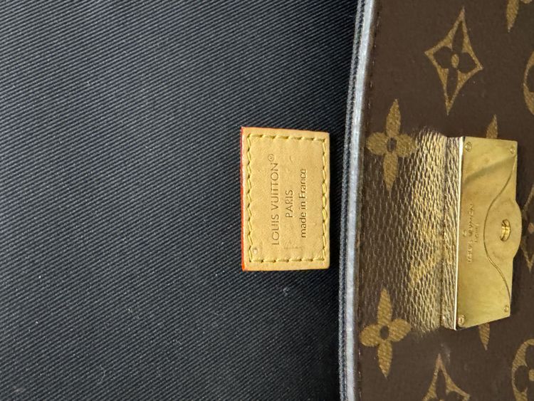 Louis Vuitton Monogram Canvas Handbag image 7