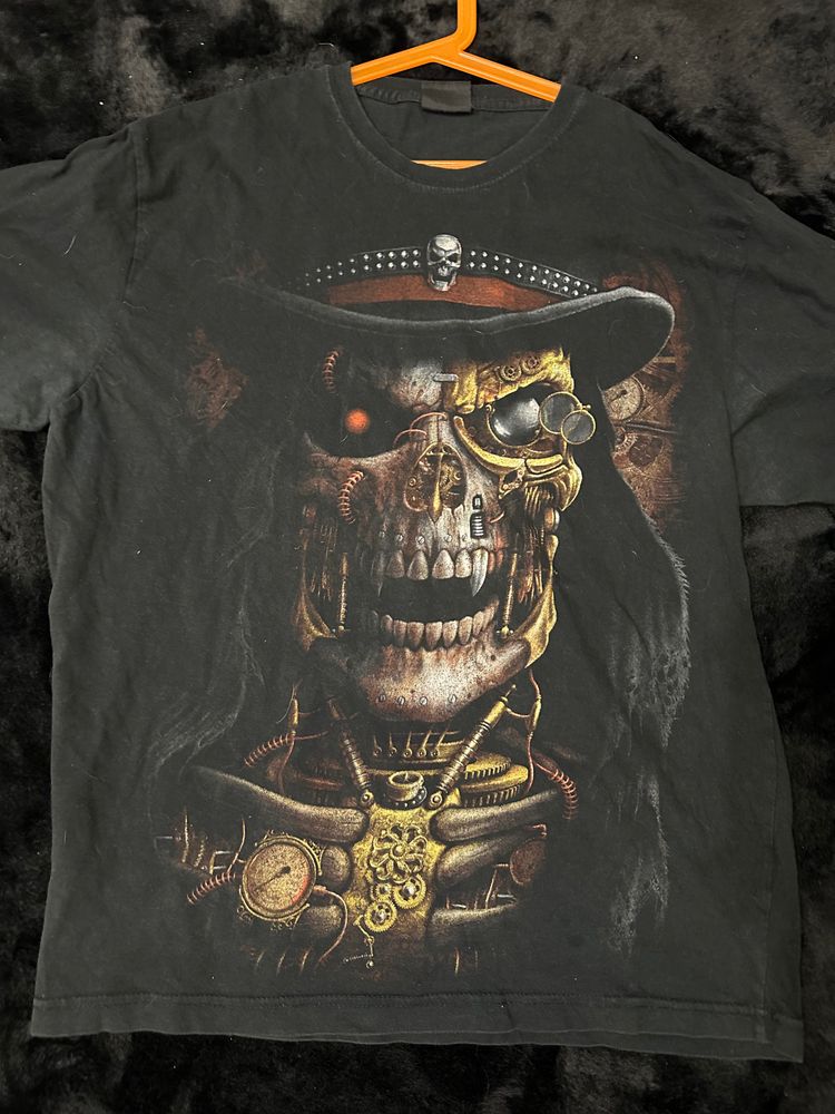 Other Black Graphic T-Shirt With Steampunk Skull Design product image
