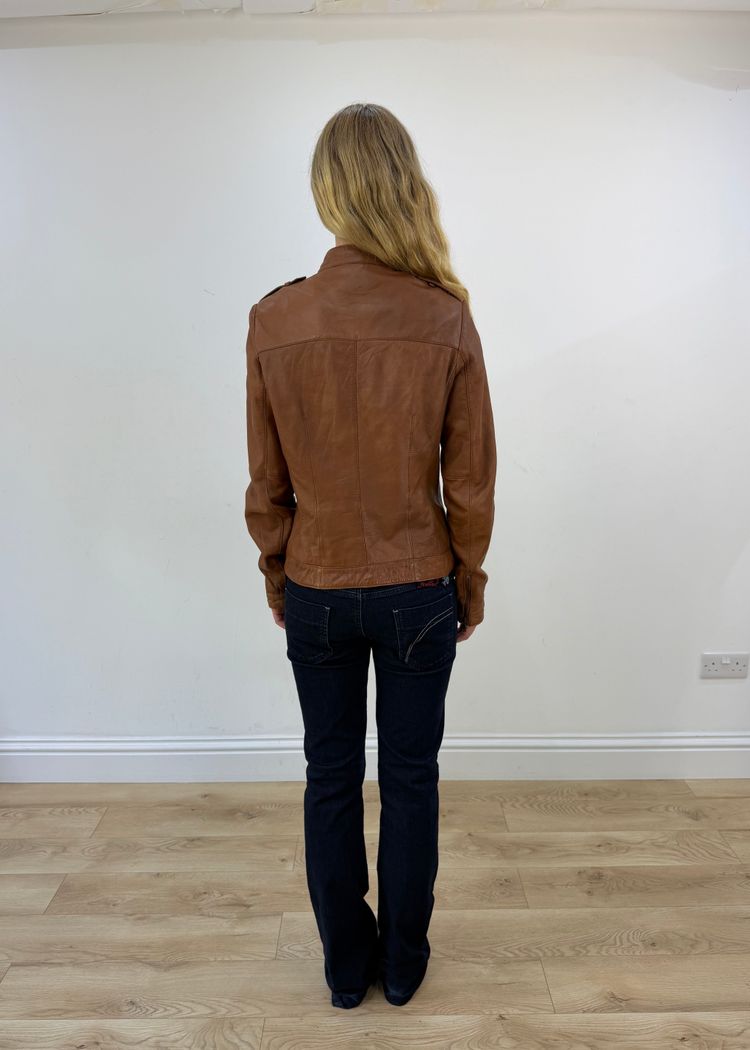 small brown biker jacket imagen 5