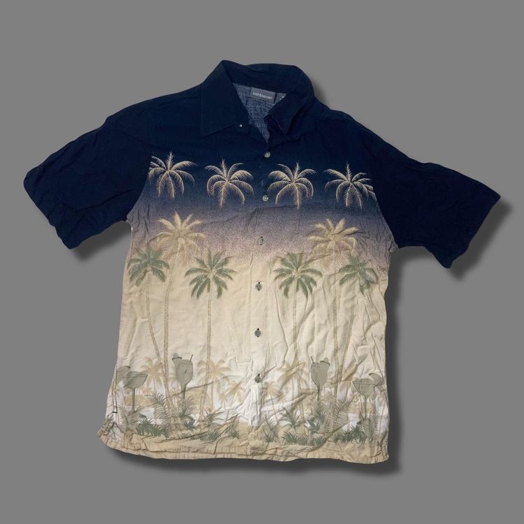 Other Vintage Hawaiian  90s print shirt▫️colour black cream ▫️by  Croft and barrow ▫️size medium product image