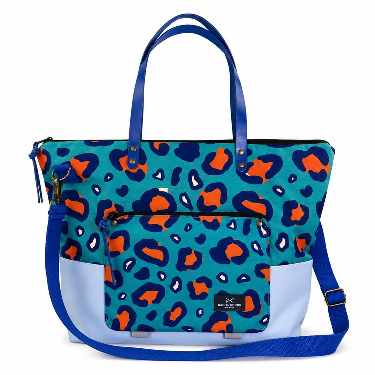 Travel Bag impermeable ANIMAL PRINT TURQUESA image 1