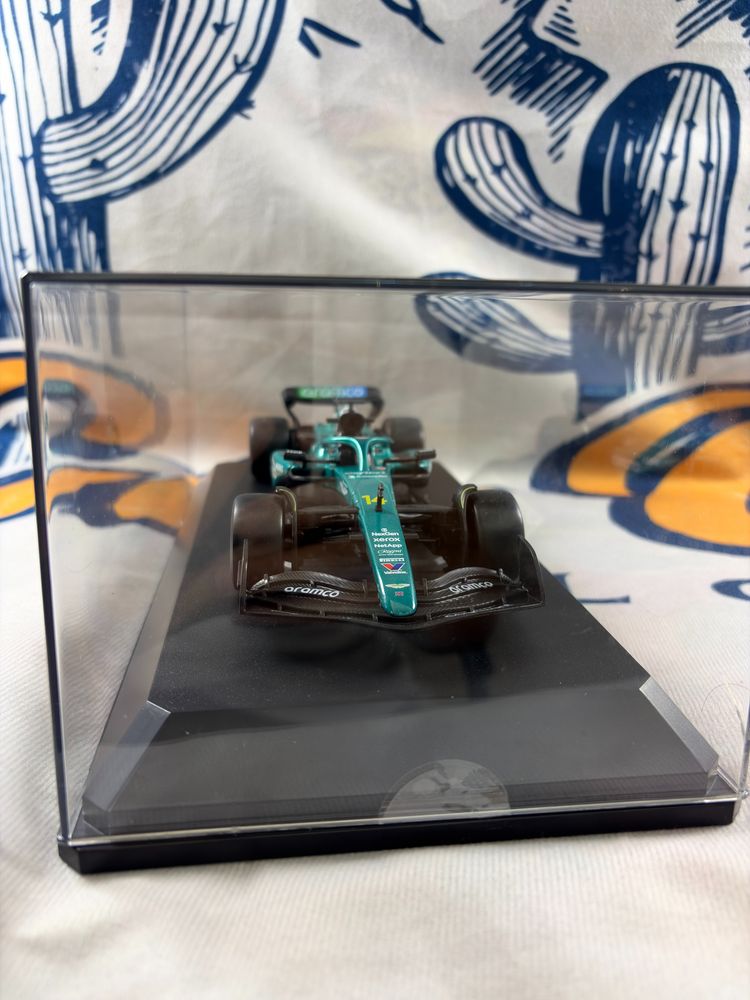 Aston Martin F1 Model Car imagen 3