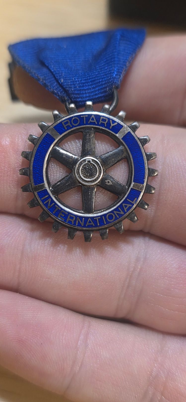 £30). 925  Sterling Silver fully hallmarked Rotary International Past President Medal image 4