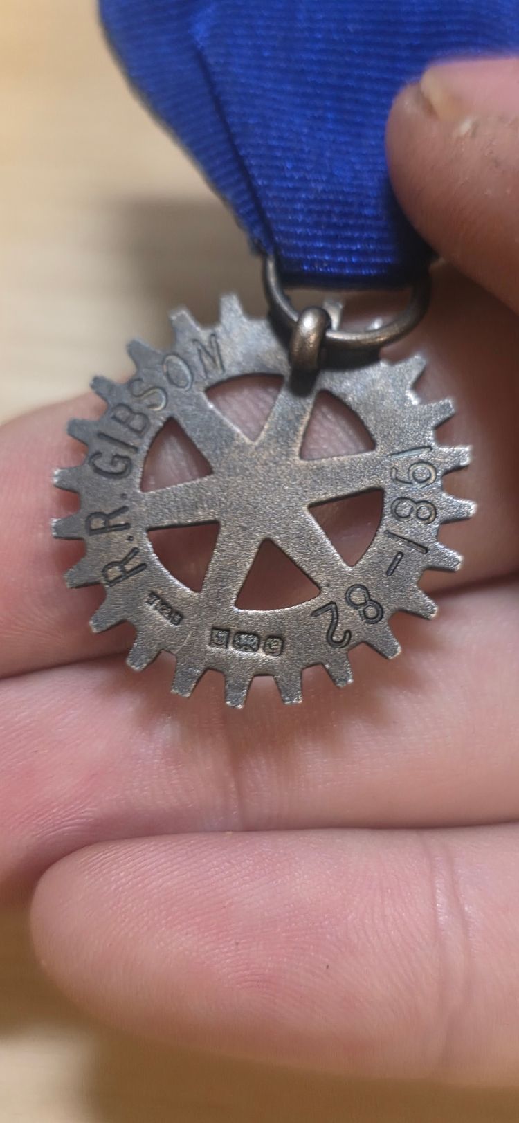 £30). 925  Sterling Silver fully hallmarked Rotary International Past President Medal image 6