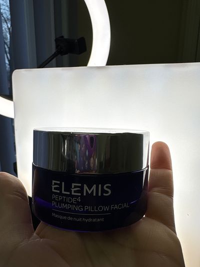 Elemis Peptide4 Plumping Pillow Facial