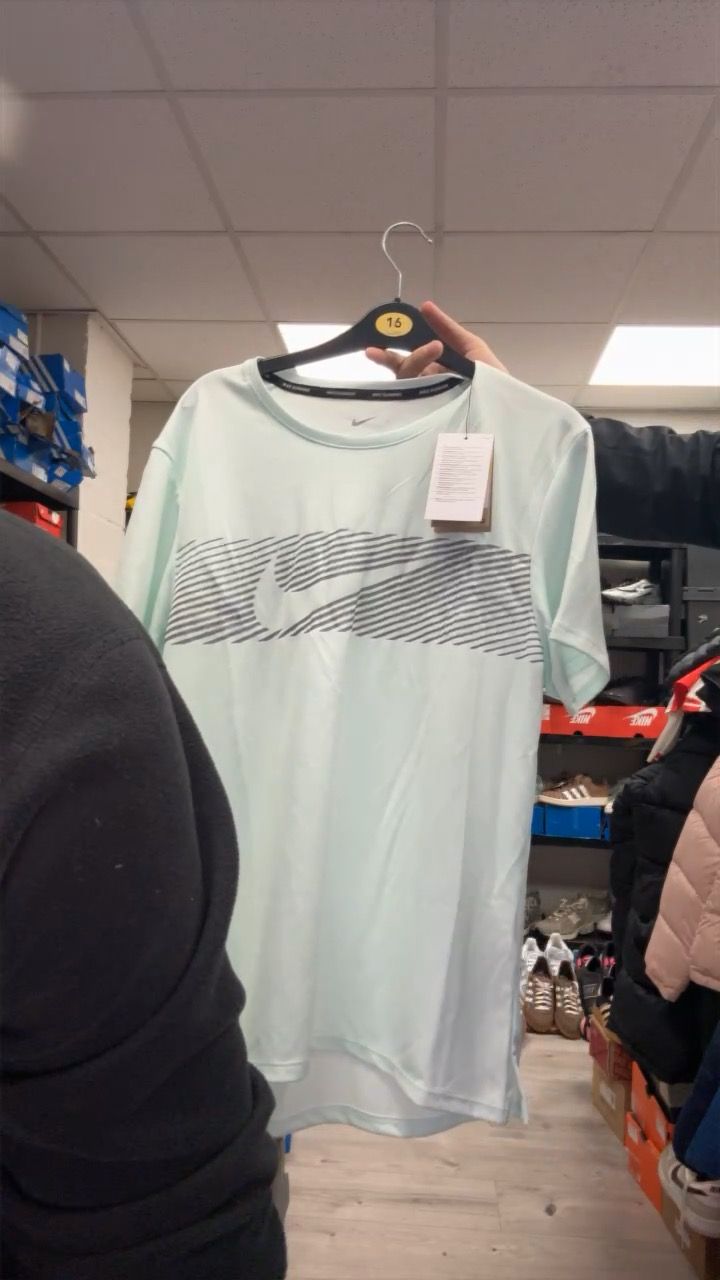 Nike Nike top small product image