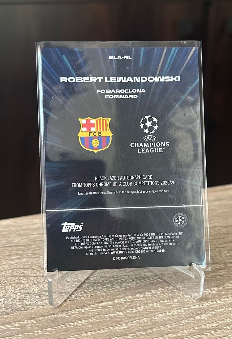 Topps Chrome Autograph Card Robert Lewandowski Fc Barcelona image 2