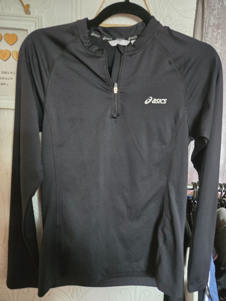 Asics black garment image 1