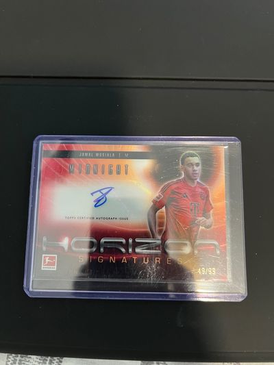 Musiala auto /99 topps midnight