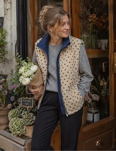 Beige Fleece Vest With Navy Lining obraz 2