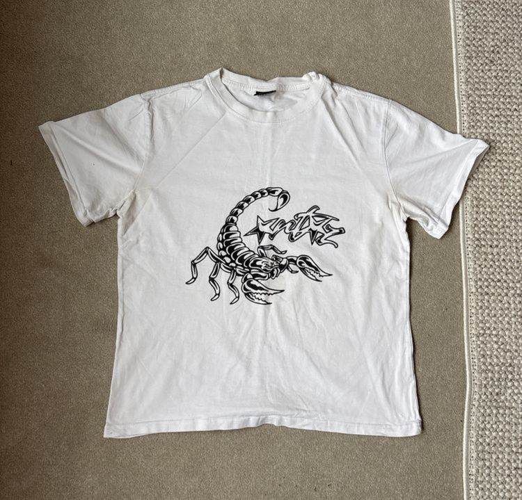 Corteiz White Corteiz T-Shirt With Scorpion Design product image