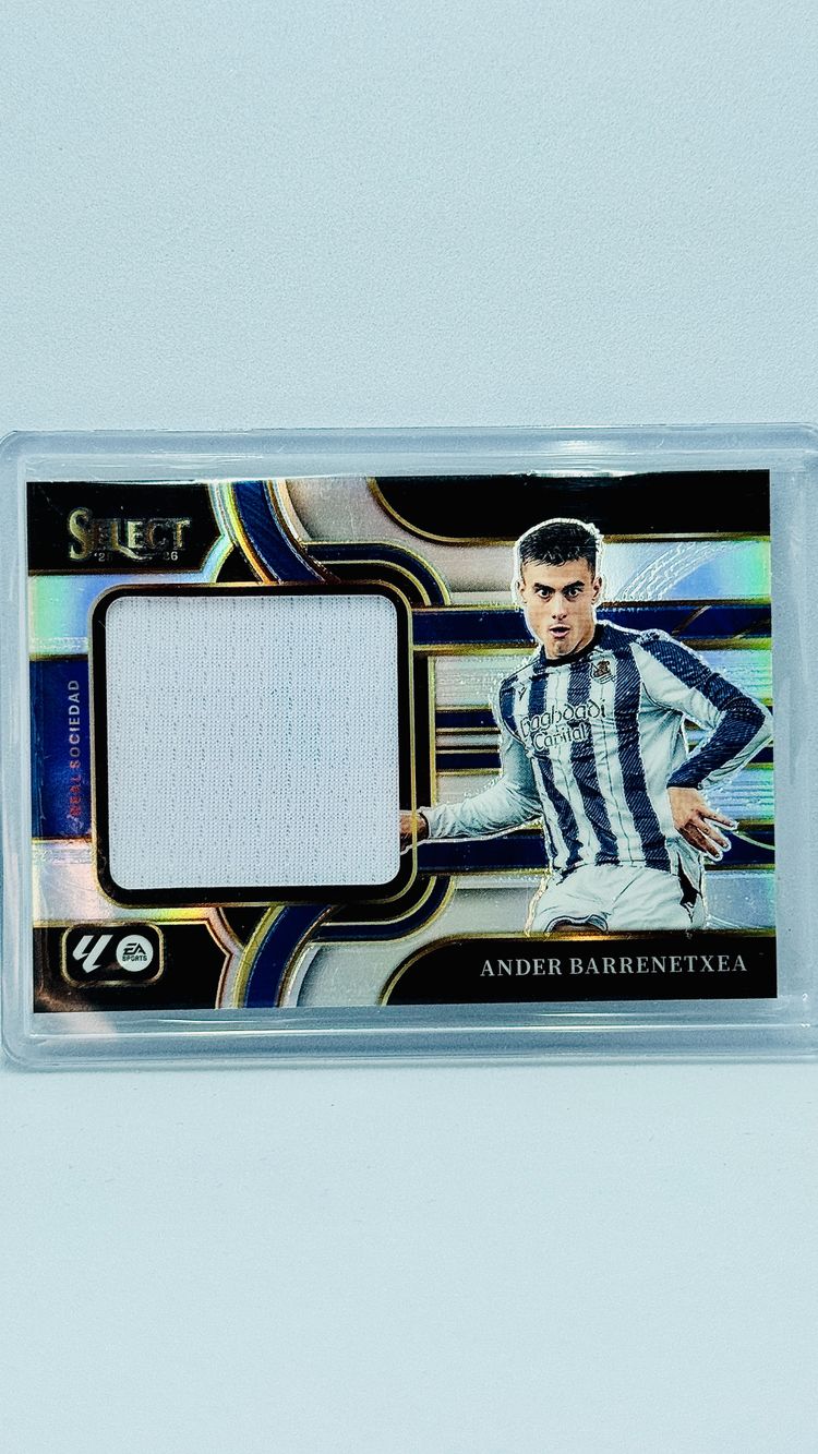 PATCH N/A - Ander Barrenetxea - Real Sociedad - Silver Prizm - Panini Select LaLiga 2025-26 imagen 1