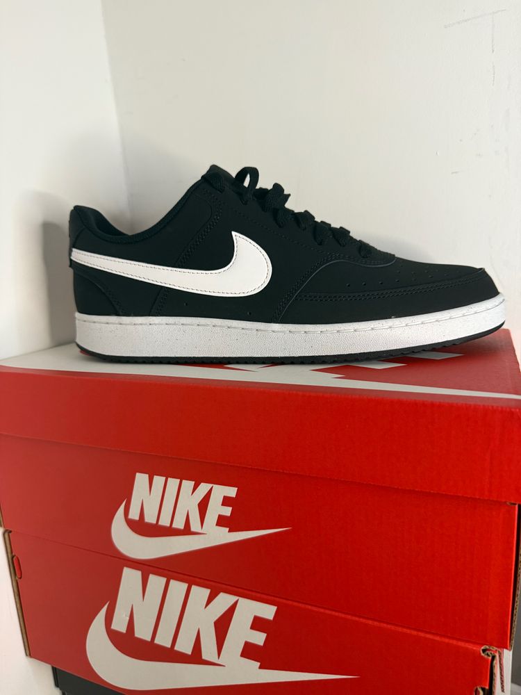 NIKE COURT VISION  LOW