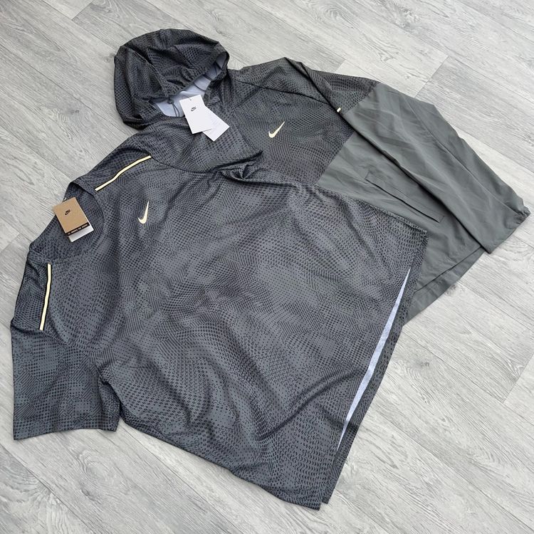Immagine di Nike Festival 2.0 Windbreaker Jacket and Miler Top Set - Grey 2