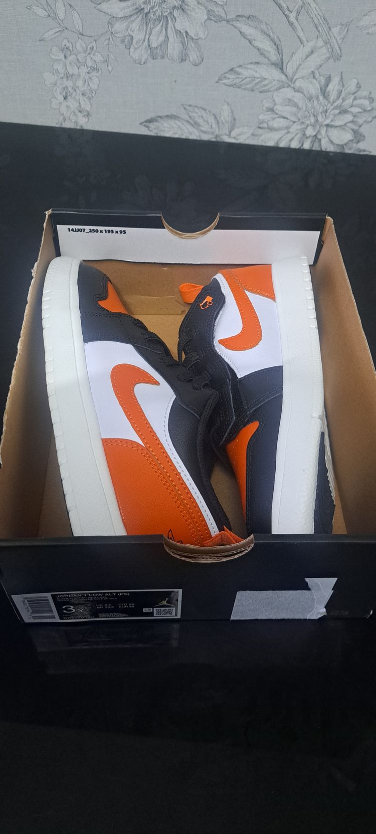 Jordan 1 Low Alt (Ps) UK 2.5 EUR 35 image 8