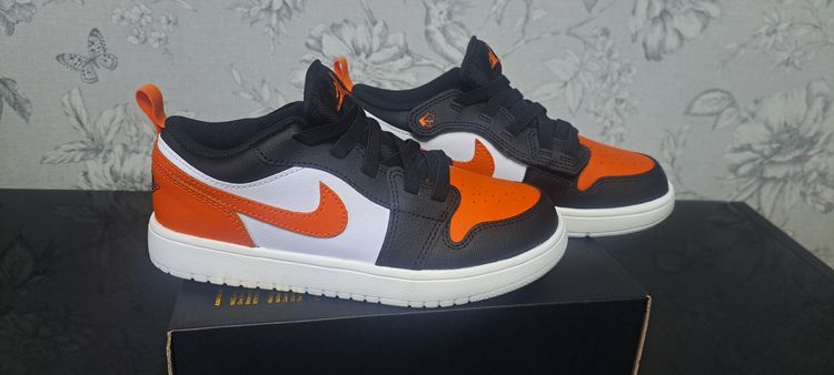 Jordan 1 Low Alt (Ps) UK 2.5 EUR 35 image 2