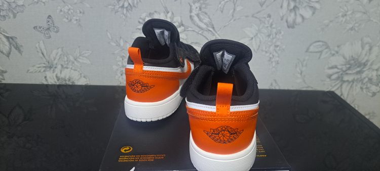 Jordan 1 Low Alt (Ps) UK 2.5 EUR 35 image 5