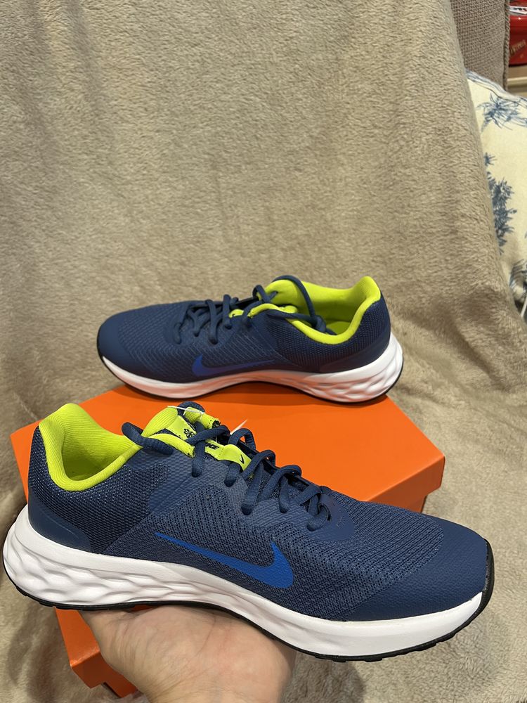 Nike revolution 6 NN