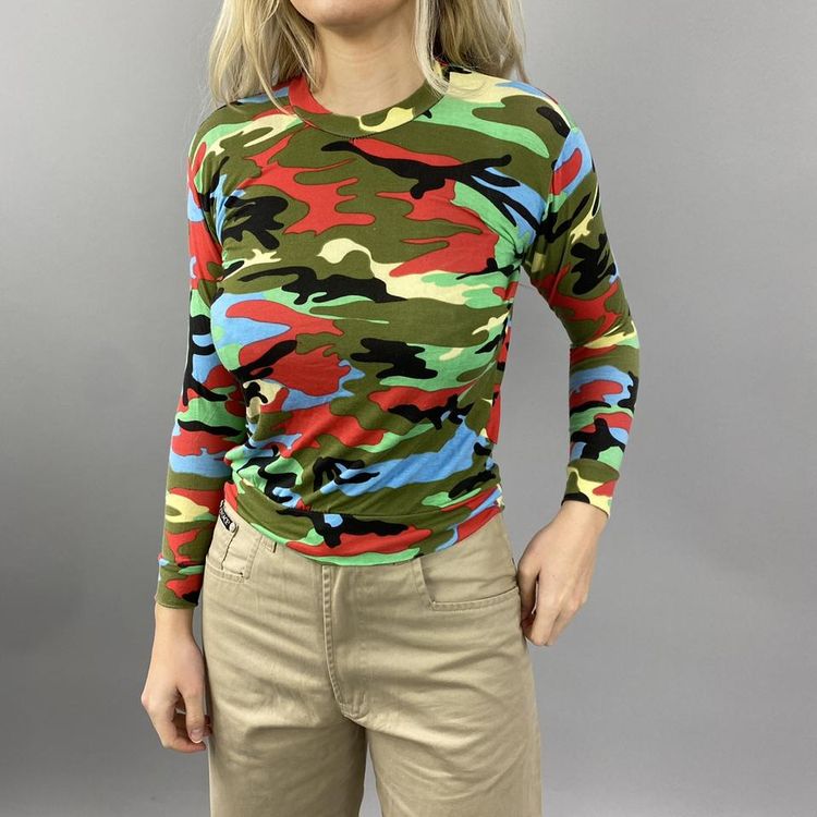 Lily sport camo t shirt image 1