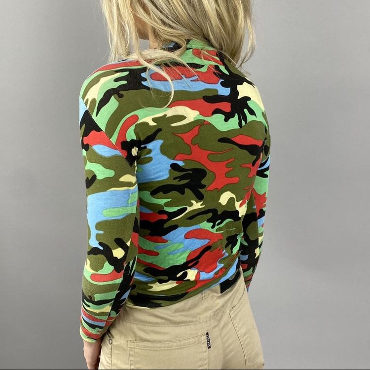 Lily sport camo t shirt image 3