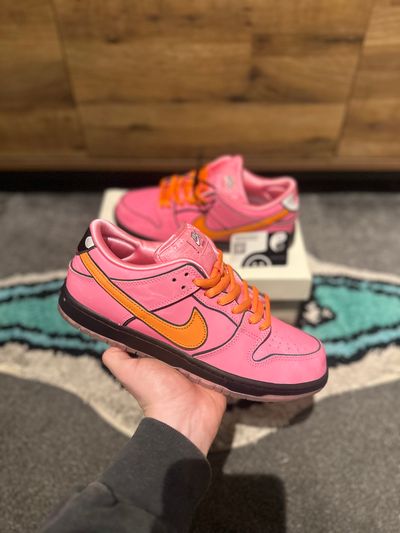 Nike dunk SB Powerpuff girls “Blossom” U.K. 8