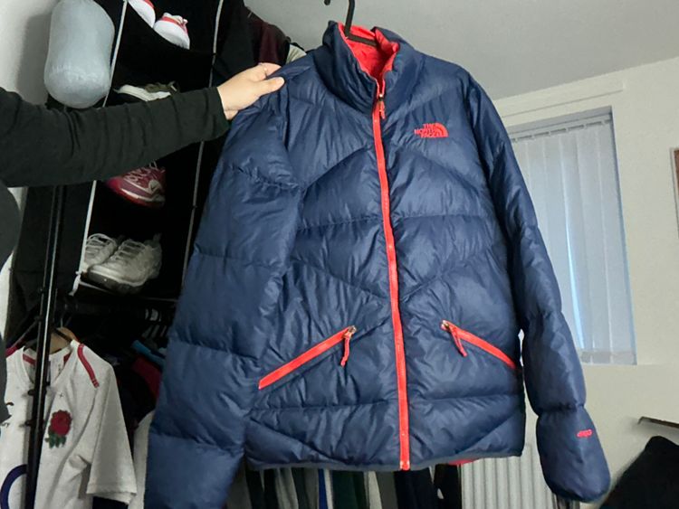 Men’s north face reversible coat  image 2