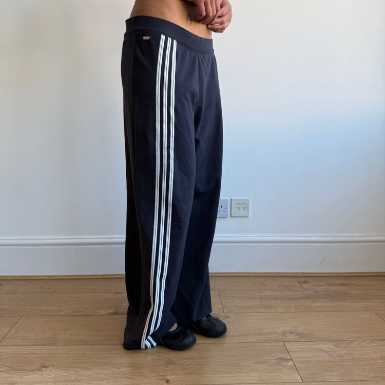 Navy Adidas 3 stripe wide leg yoga pants - Size L image 3