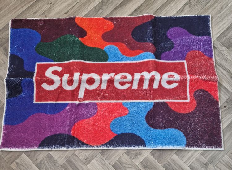 Supreme Large Supreme Colorful Camo Rug 90x60 imagen del producto