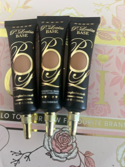 P.Louise Base Cosmetic Base Tubes