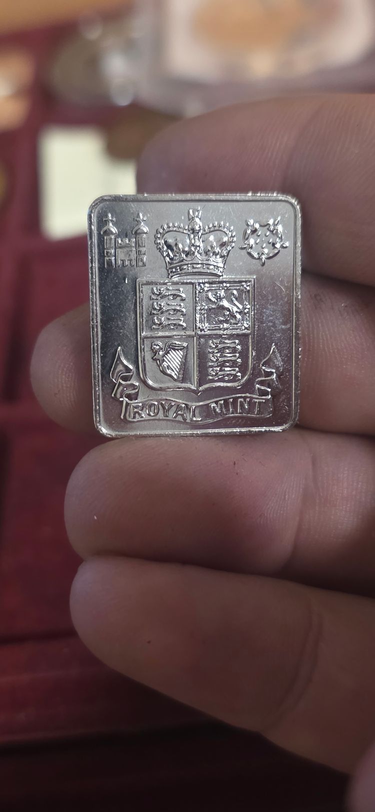 Royal Mint Commemorative Silver Bar £4 5